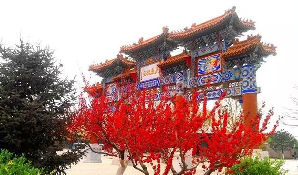 三河靈山寶塔陵園全景