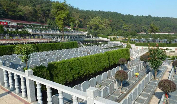 南京普覺寺墓園
